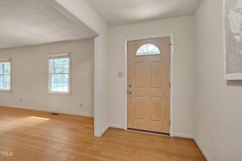 906 Cindy St, Cary, NC 27511
