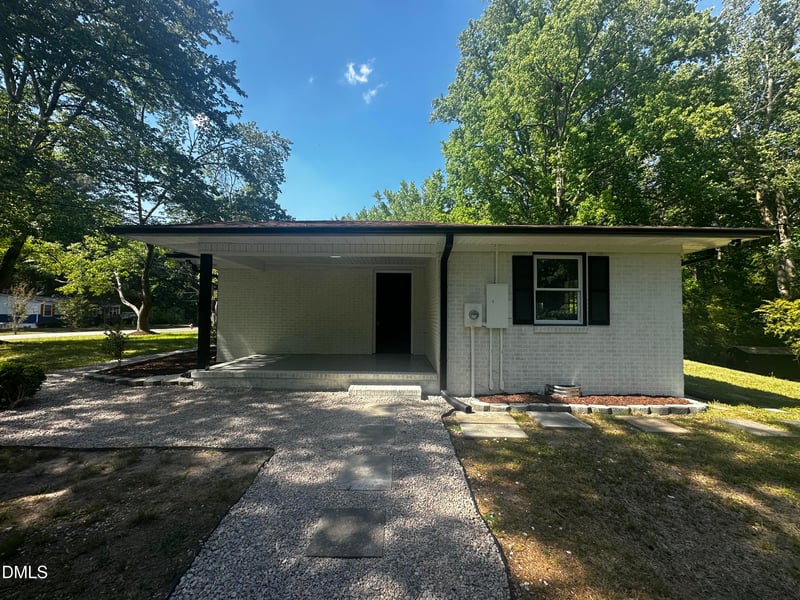 906 Circle Dr, Creedmoor, NC 27522