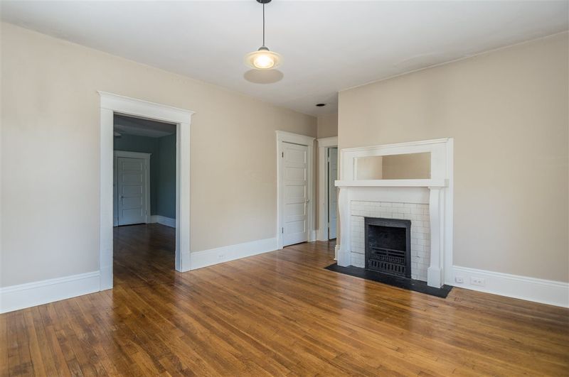 906 Dorothea Dr, Raleigh, NC 27603