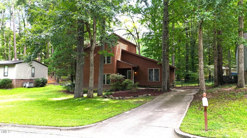 906 Flanders St, Garner, NC 27529