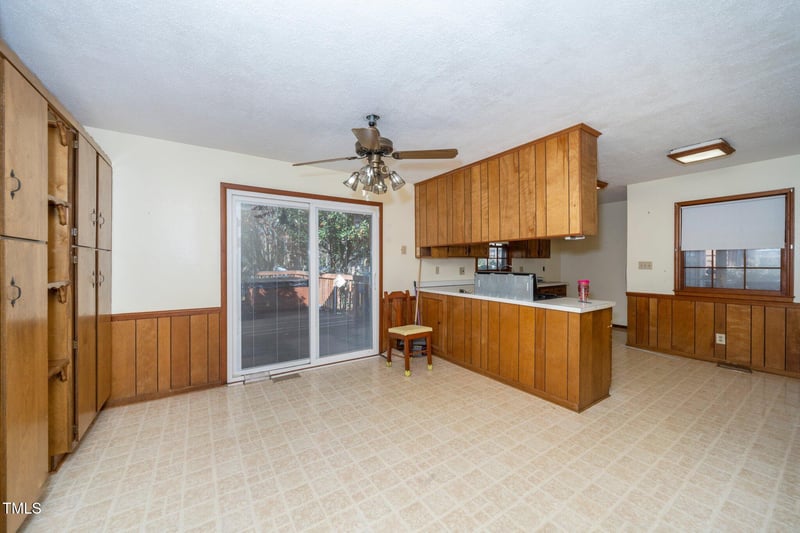 906 Griffis St, Cary, NC 27511