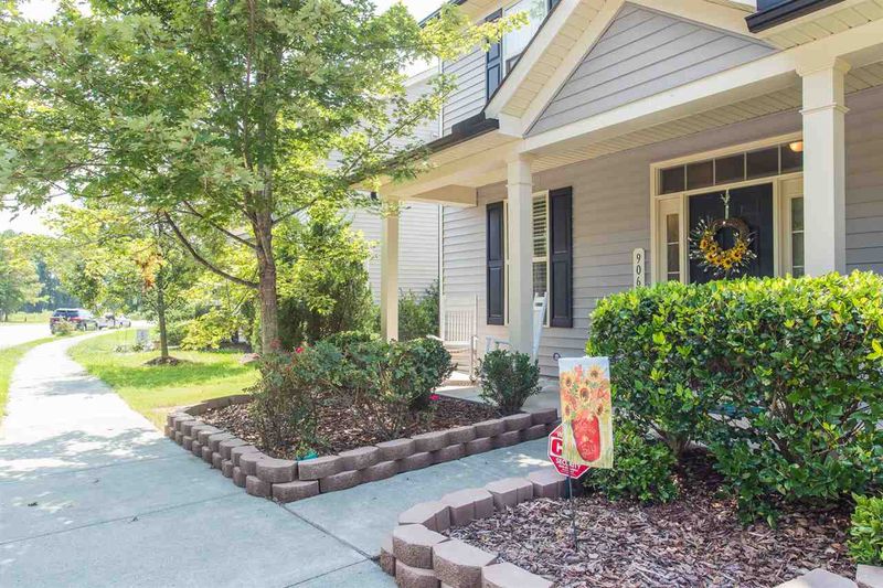 906 Keystone Park Dr, Morrisville, NC 27560
