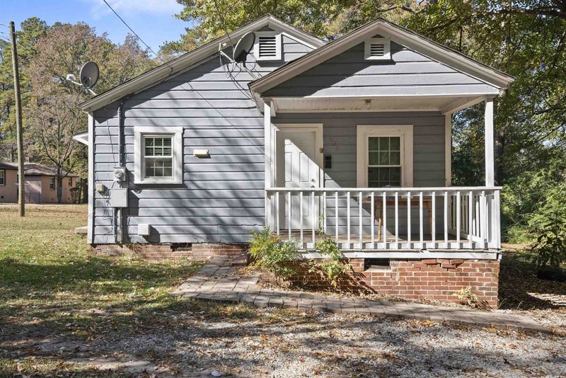 906 King St, Sanford, NC 27330