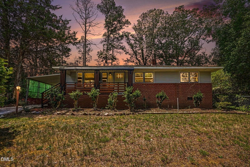 906 Larchwood Dr, Durham, NC 27713