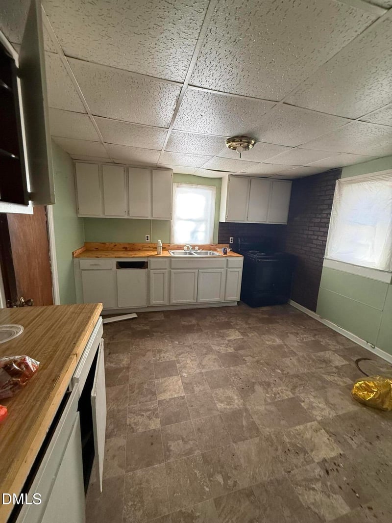 906 Magnolia Ave, Dunn, NC 28334