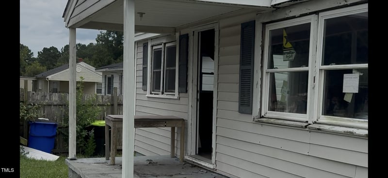 906 Main St, Benson, NC 27504