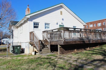 906 S Main St, Burlington, NC 27215