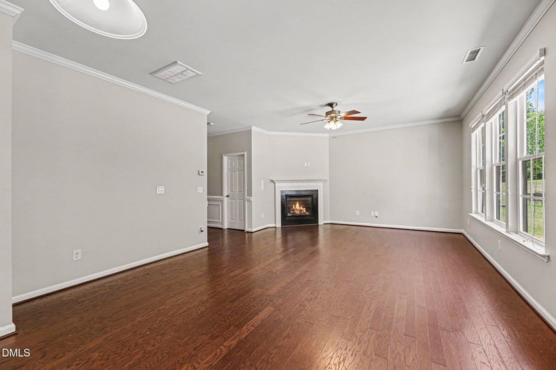 906 Pleasant Colony Dr, Knightdale, NC 27545