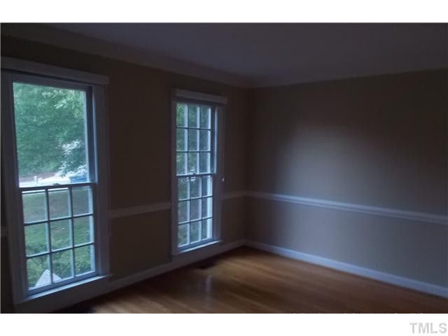 906 Queensbury Cir, Durham, NC 27713