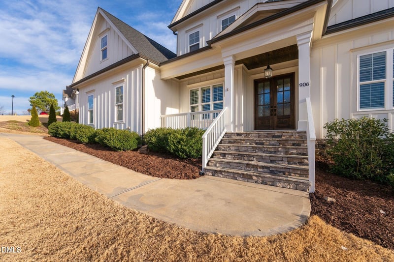 906 Quincy Cottage Rd, Hillsborough, NC 27278