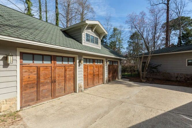 906 Runnymede Rd, Raleigh, NC 27607