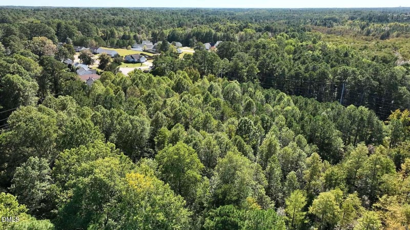 906 Shaw Mill Rd, Fayetteville, NC 28311