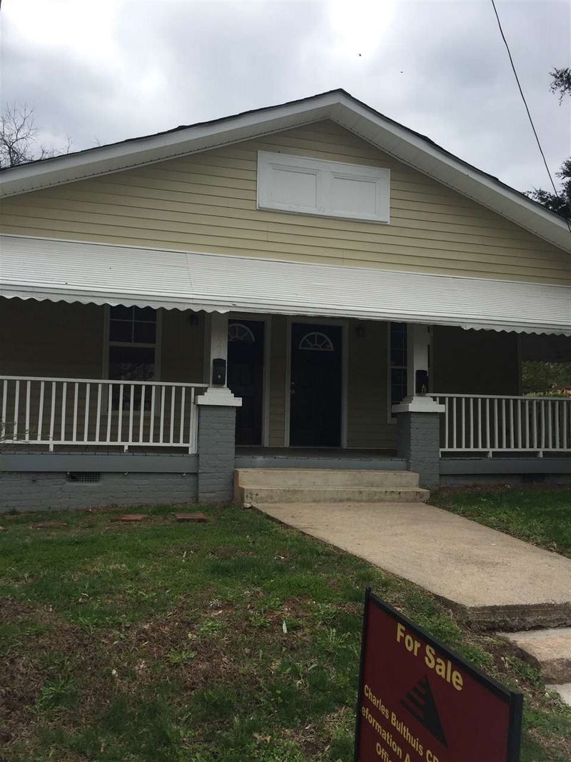 906 Spruce St, Durham, NC 27701
