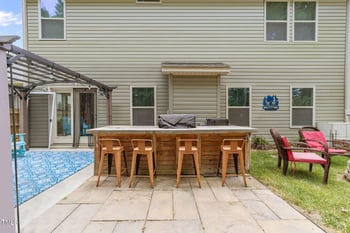 906 Sugar Tree Dr, Mebane, NC 27302