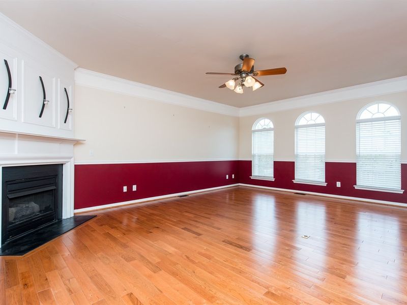 906 Sutter Gate Dr, Morrisville, NC 27560