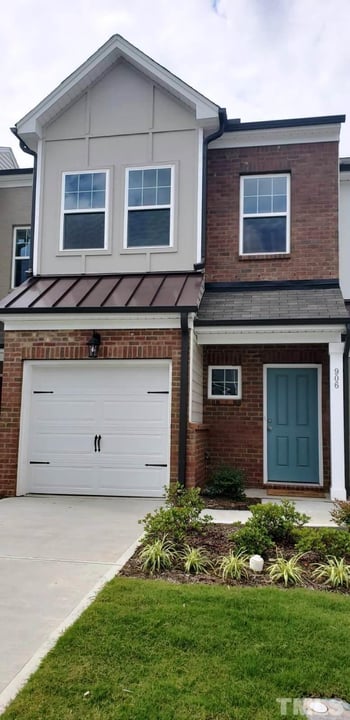 906 Talbot Pl, Durham, NC 27703