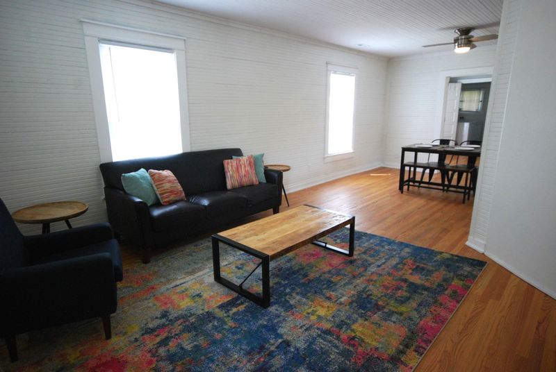 907 Berkeley St, Durham, NC 27705
