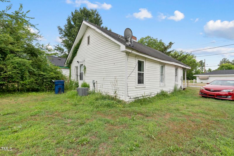 907 Blount St, Smithfield, NC 27577