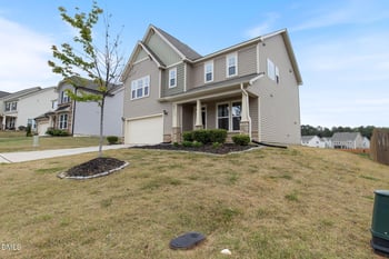 907 Burning Maple Ln, Mebane, NC 27302