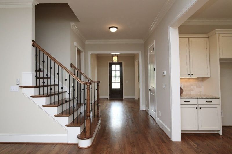 907 Cambridge Hall Loop, Apex, NC 27539