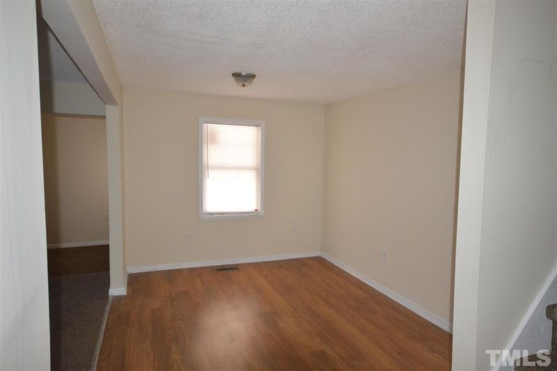 907 Carter Ave, Durham, NC 27703