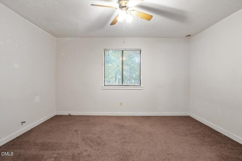 907 Castalia Dr, Cary, NC 27513