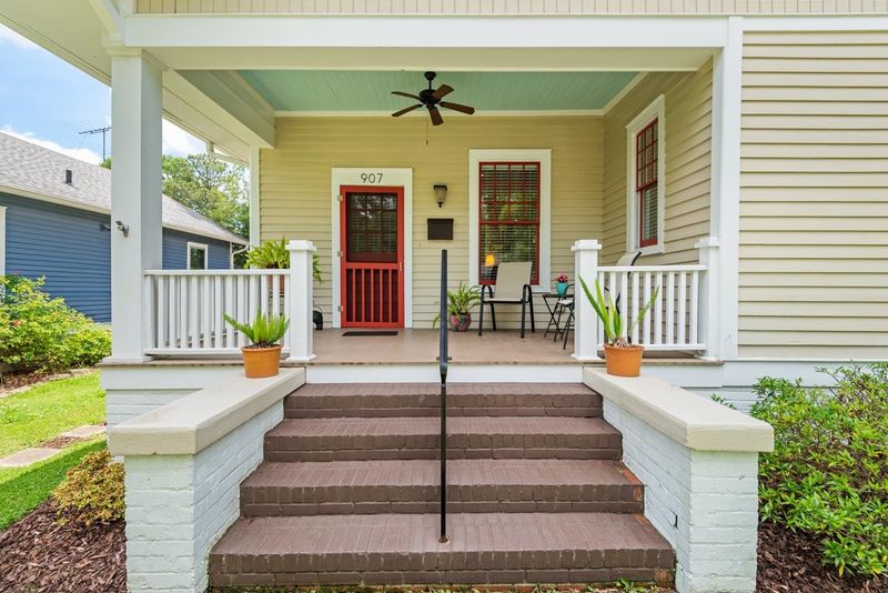 907 Dacian Ave, Durham, NC 27701