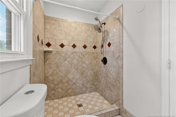 907 Dandridge Dr, Fayetteville, NC 28303