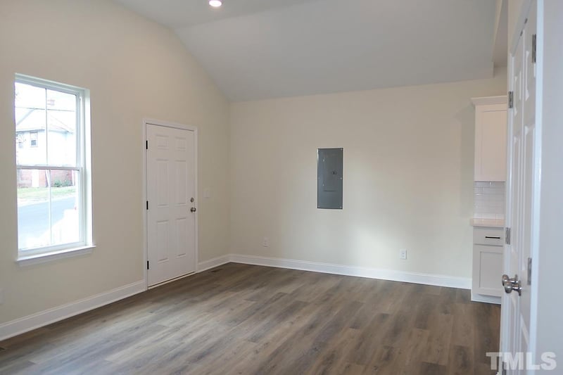907 Dayton St, Durham, NC 27701