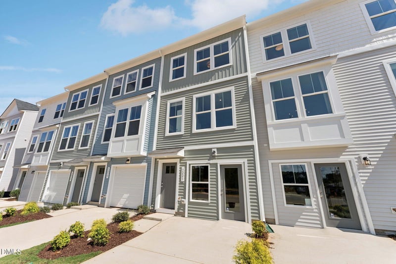 907 Formby Way, Raleigh, NC 27610