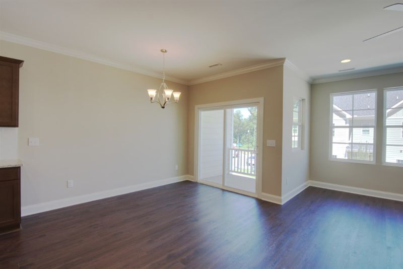 907 S Franklin St, Wake Forest, NC 27587