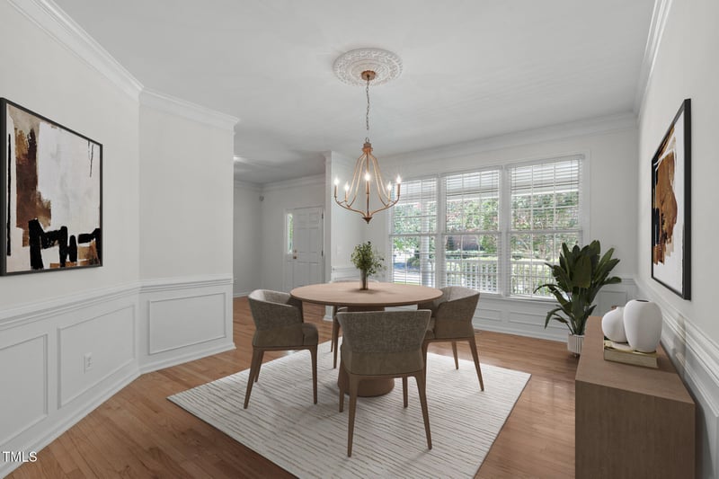 907 Grogans Mill Dr, Cary, NC 27519