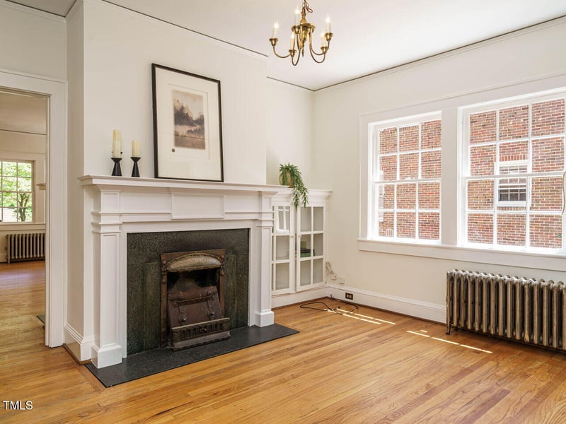 907 Johnson St, Raleigh, NC 27605