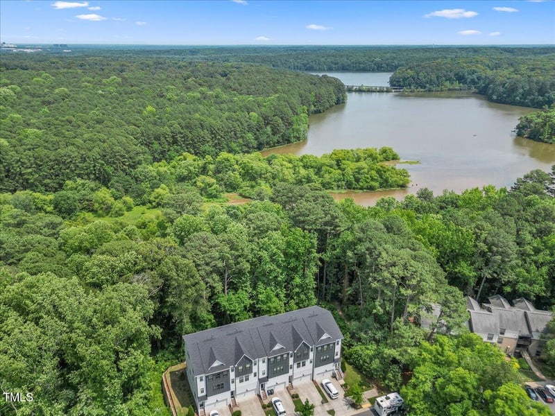 907 Lake Beacon Way, Raleigh, NC 27606