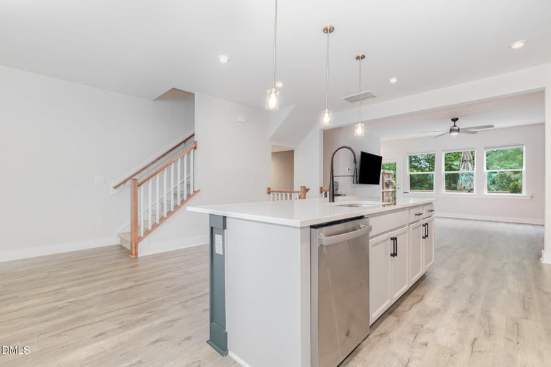 907 Lake Beacon Way, Raleigh, NC 27606