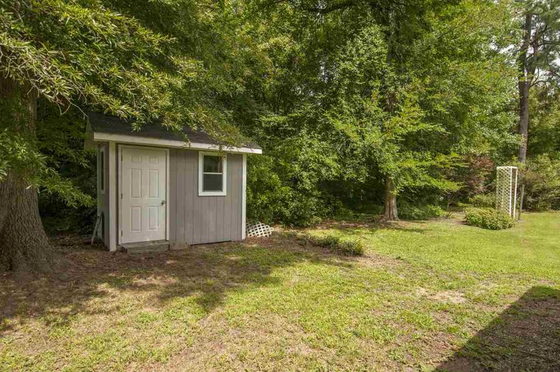 907 Lane Store Rd, Franklinton, NC 27525