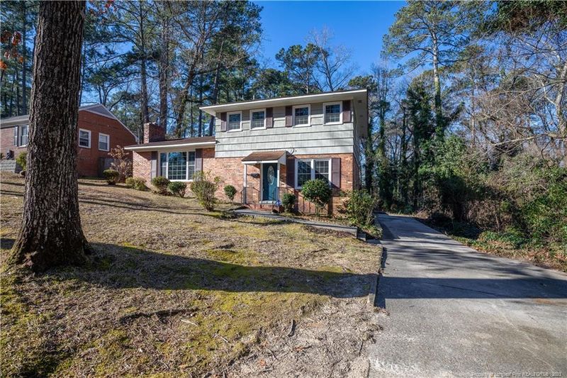 907 Lewis St, Fayetteville, NC 28303