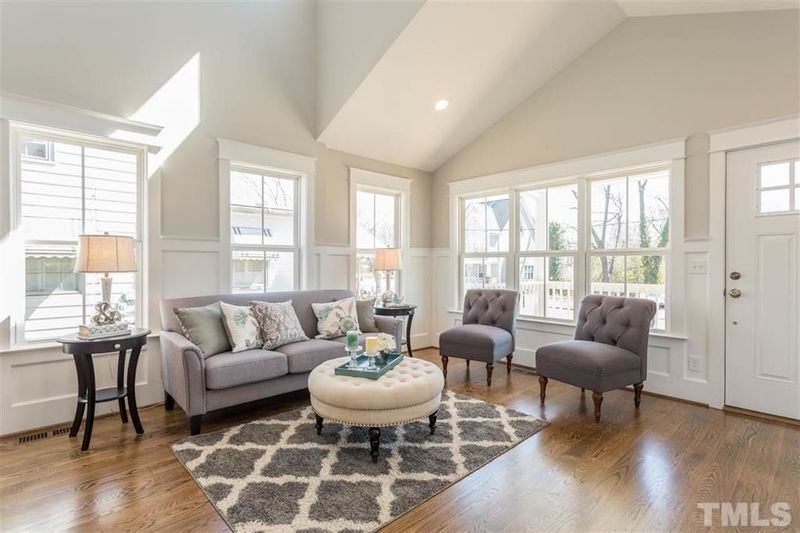 907 Martin St, Raleigh, NC 27601