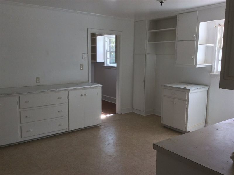 907 W Morris Cir, Dunn, NC 28334