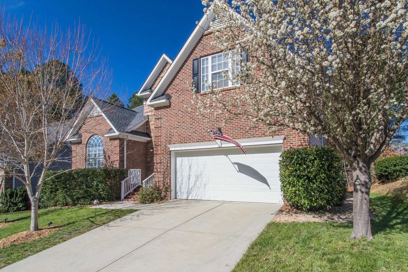 907 Oak Grove Pw, Durham, NC 27703