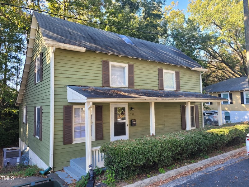 907 Orient St, Durham, NC 27701