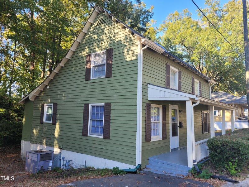 907 Orient St, Durham, NC 27701