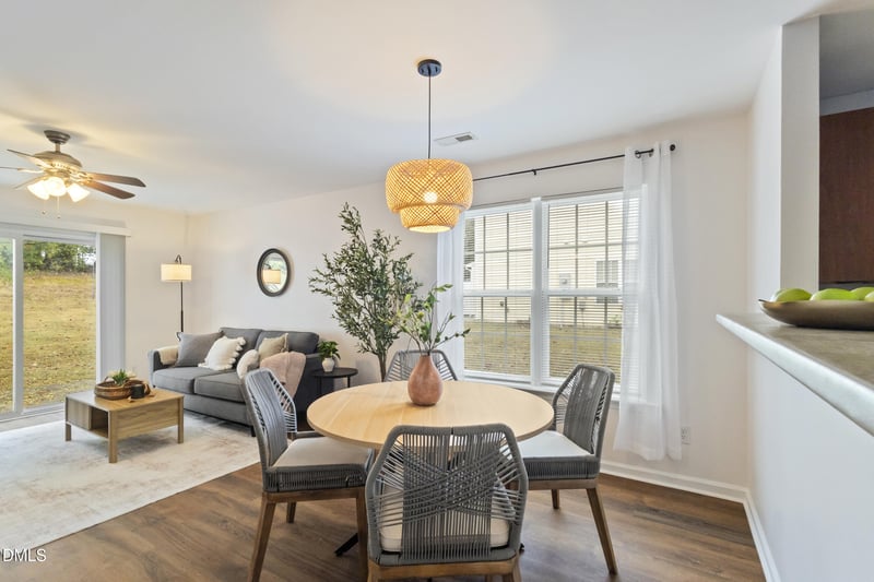 907 Savin Ldg, Knightdale, NC 27545