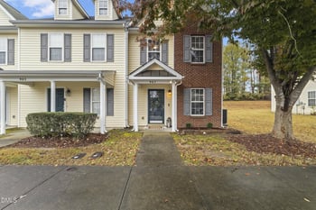 907 Savin Ldg, Knightdale, NC 27545