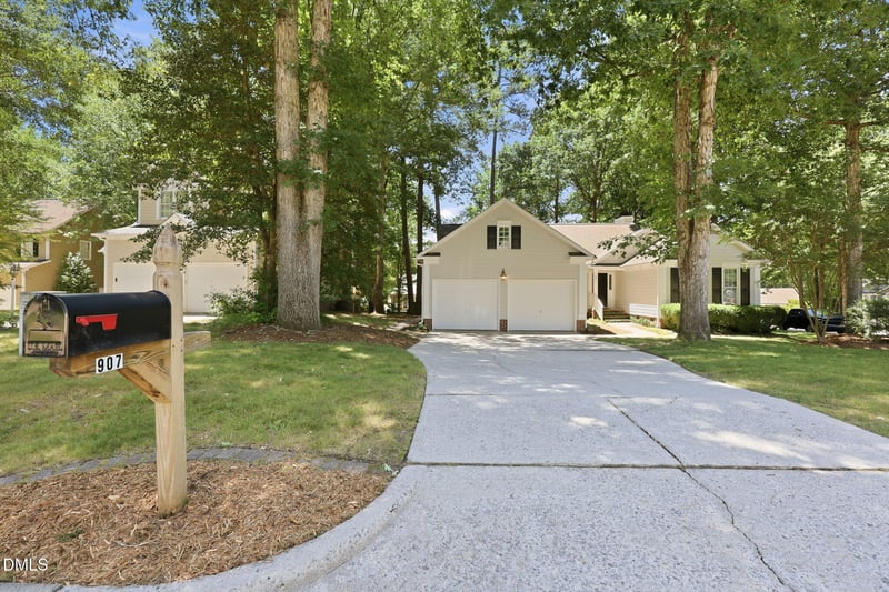 907 Serviceberry Ct, Knightdale, NC 27545