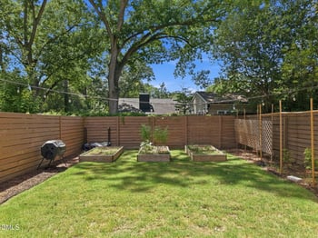 907 State St, Raleigh, NC 27604