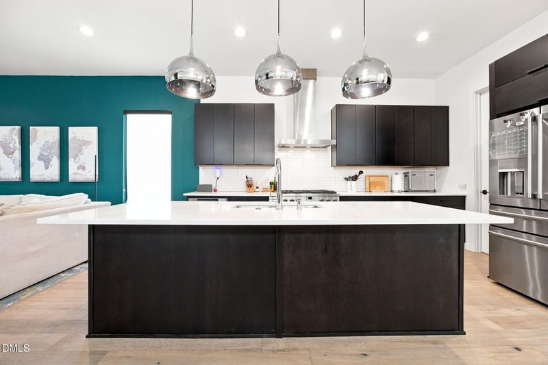907 State St, Raleigh, NC 27604