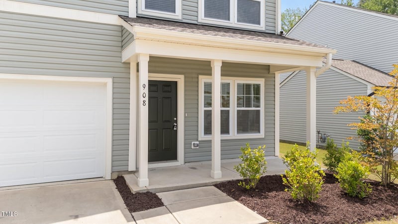 908 Adelphia Rd, Fuquay Varina, NC 27526