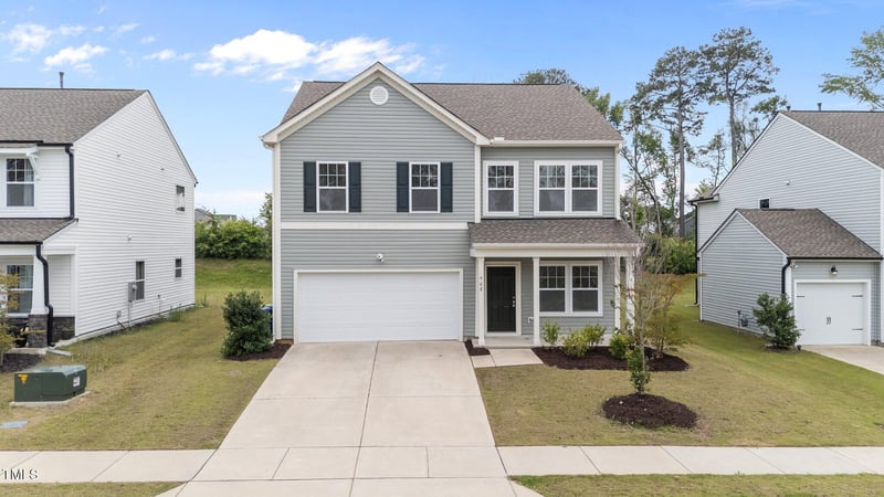 908 Adelphia Rd, Fuquay Varina, NC 27526