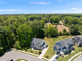 908 Autumn Season Ln, Apex, NC 27523